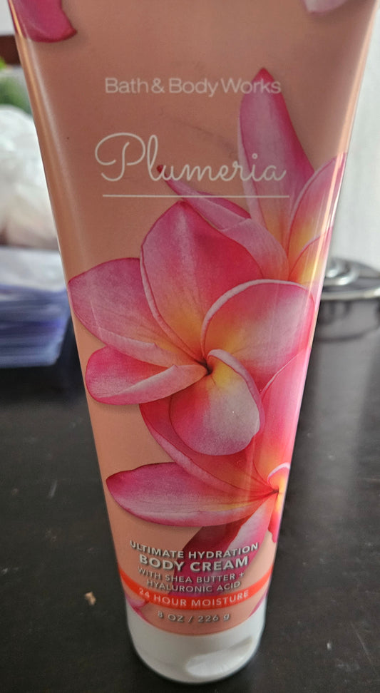 Plumeria (body cream) Bath & Body Works